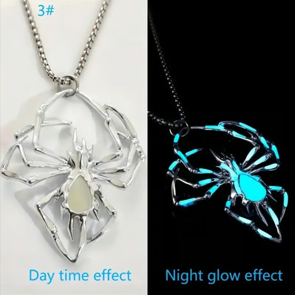 Luminous 3D Spider Pendant Necklace. GLOW IN THE DARK,perfect for Halloween !